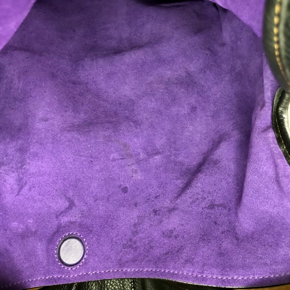 Coach 1941 Tooled Tea Rose Bandit Hobo 39 Bag Black/Purple - Picture 7 of 12